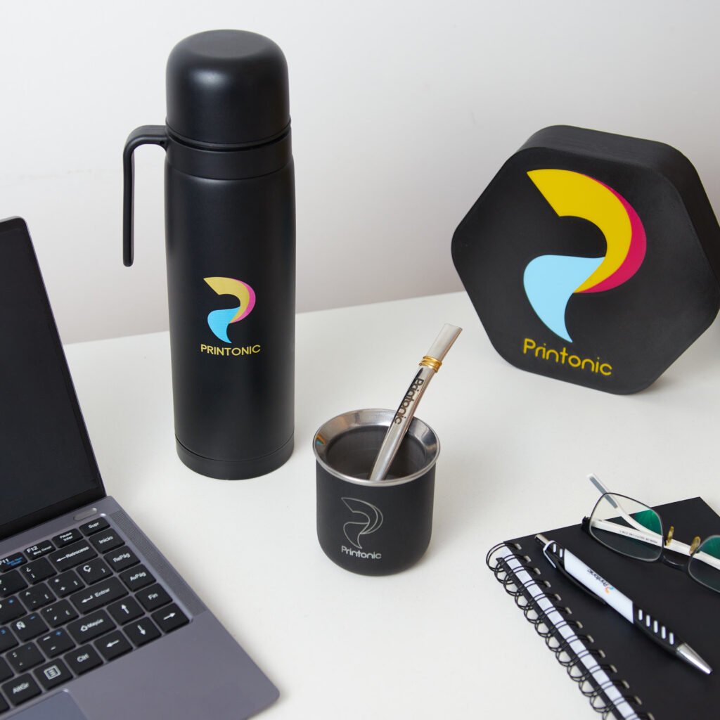 Set de productos promocionales con logo Printonic